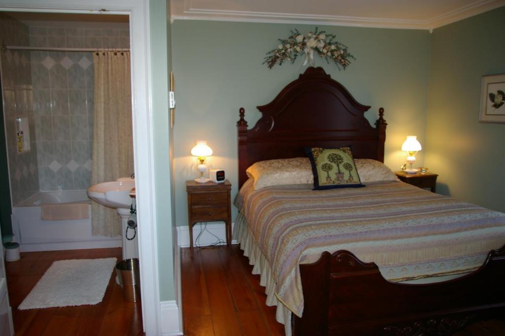 Royal Manor Bed & Breakfast Niagara-on-the-Lake Pokój zdjęcie